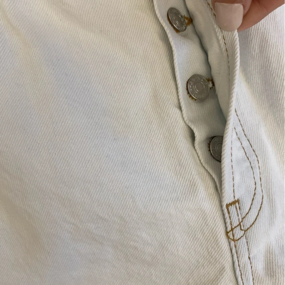 Re/Done || The 80's Long Short‎ Denim Cut Offs Raw Hem Bleach White 29